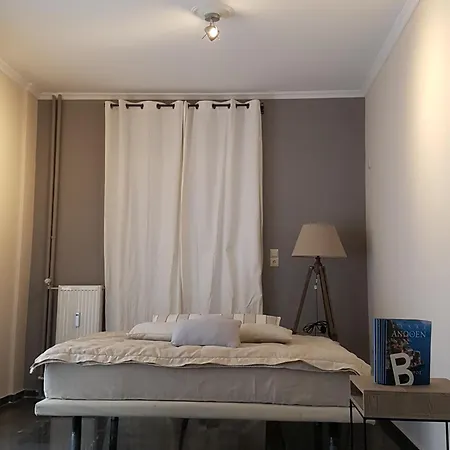 Athina Simple Lux