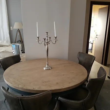 Athina Simple Lux
